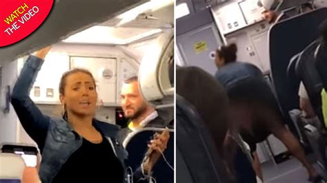 plane twerking|Allegedly drunk woman twerks, flashes fellow passengers on。